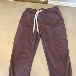 Vuori Performance Joggers - Ruby Heather